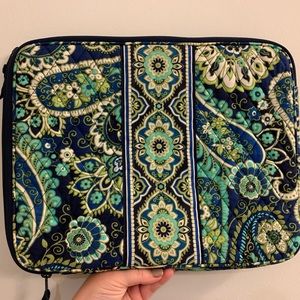 VERA BRADLEY LAPTOP SLEEVE